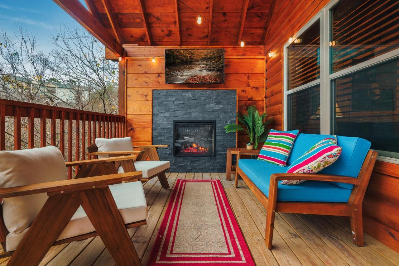 Mountains R Calling, Cozy Hideaway, King Beds, Hot-Tub, Arcade, Ev Ready Пиджен-Фордж Экстерьер фото